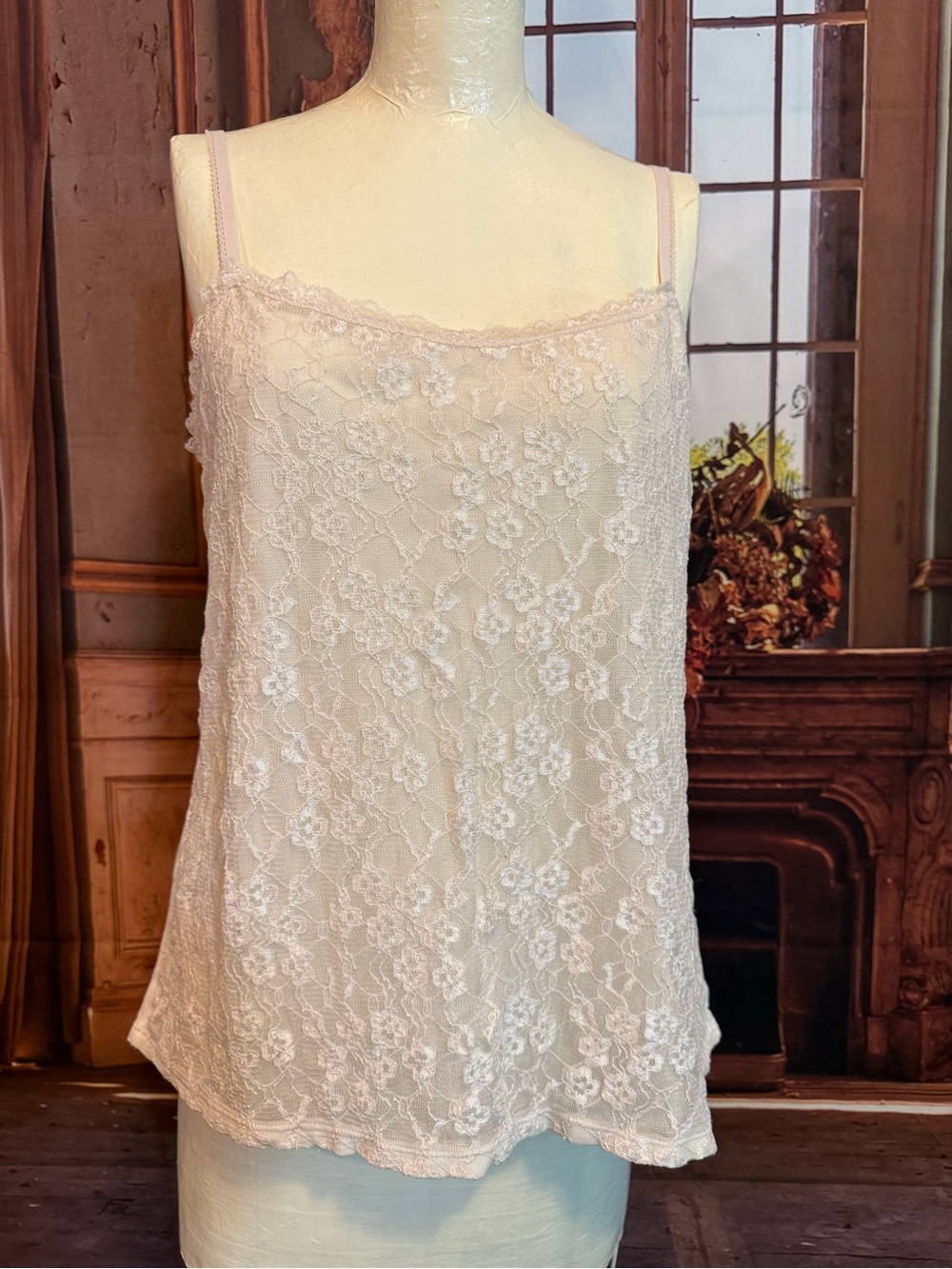 Elle XL Off White Lace Floral Cami Tank Top Camisole Undergarment Sweet